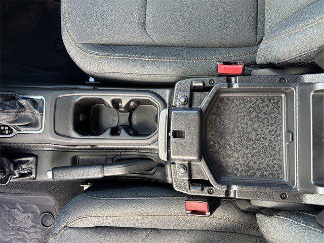 new 2025 Jeep Gladiator car, priced at $41,593