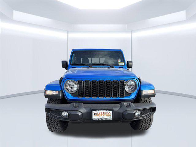 new 2025 Jeep Gladiator car, priced at $41,451