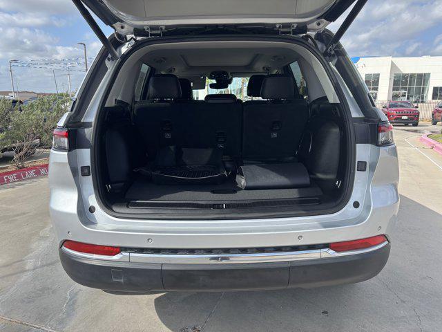 used 2022 Jeep Grand Cherokee car, priced at $34,138