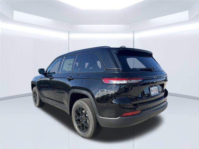 new 2025 Jeep Grand Cherokee car, priced at $38,358