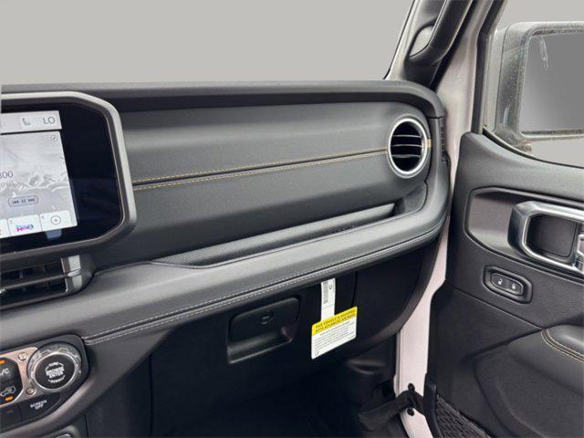 new 2025 Jeep Gladiator car, priced at $44,256