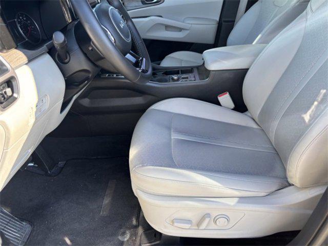 used 2022 Kia Sorento car, priced at $26,031