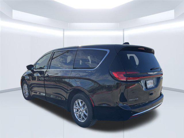 new 2025 Chrysler Pacifica car, priced at $41,145