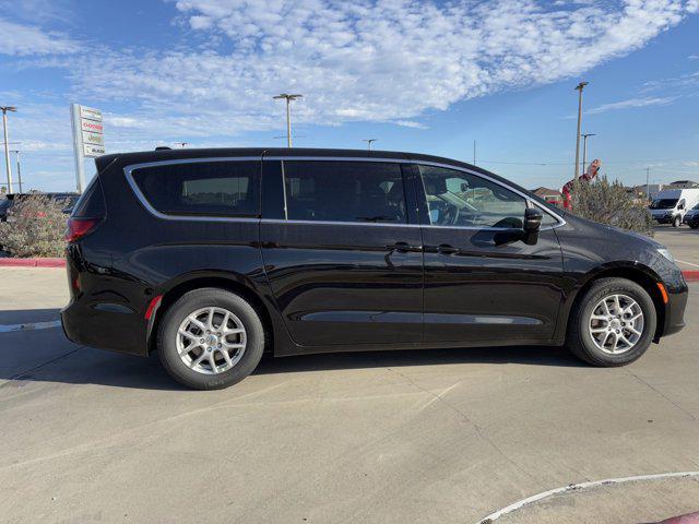 new 2025 Chrysler Pacifica car, priced at $41,145