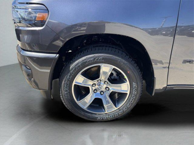 new 2025 Ram 1500 car, priced at $43,551