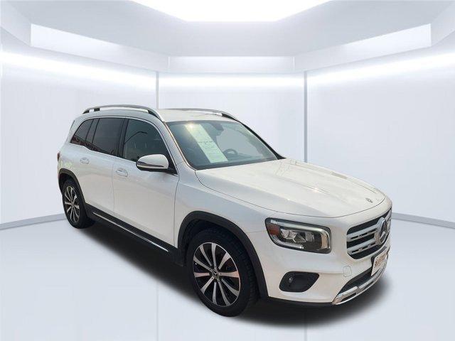 used 2020 Mercedes-Benz GLB 250 car, priced at $26,995