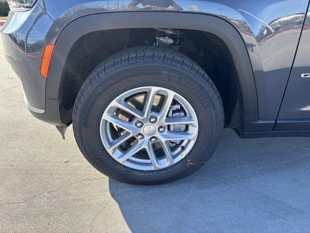 new 2025 Jeep Grand Cherokee L car, priced at $38,471