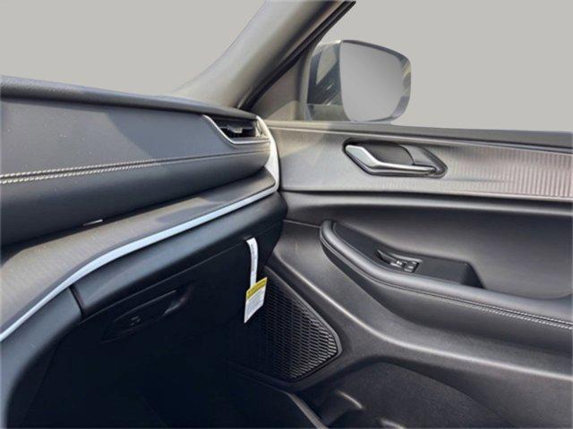 new 2025 Jeep Grand Cherokee L car, priced at $36,524