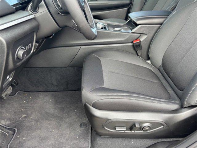 new 2025 Jeep Grand Cherokee car, priced at $34,405