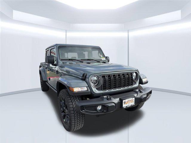 new 2025 Jeep Gladiator car, priced at $40,716