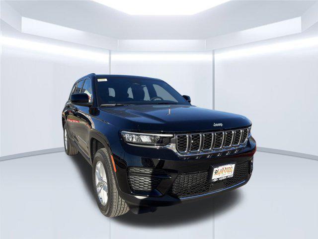 new 2025 Jeep Grand Cherokee car, priced at $36,872