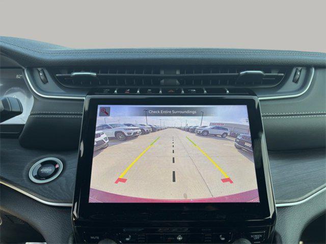 new 2025 Jeep Grand Cherokee car, priced at $39,613