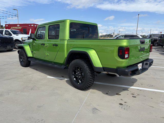new 2025 Jeep Gladiator car, priced at $45,327