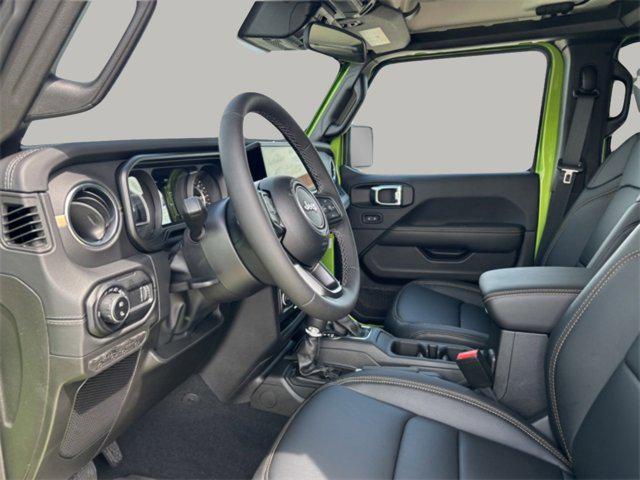 new 2025 Jeep Gladiator car, priced at $43,970