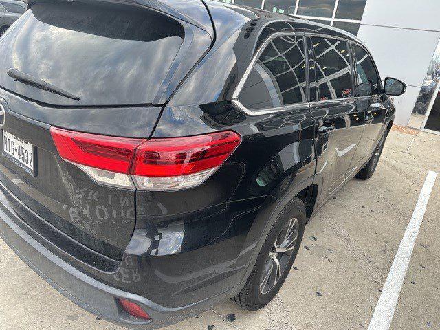 used 2019 Toyota Highlander car, priced at $24,019