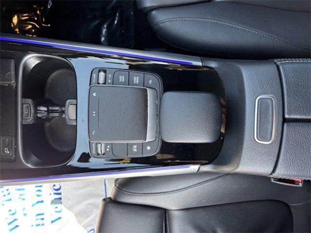 used 2022 Mercedes-Benz GLB 250 car, priced at $33,837