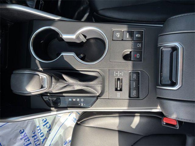 used 2024 Toyota Highlander car, priced at $42,540