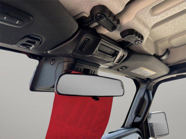 new 2025 Jeep Gladiator car, priced at $45,204