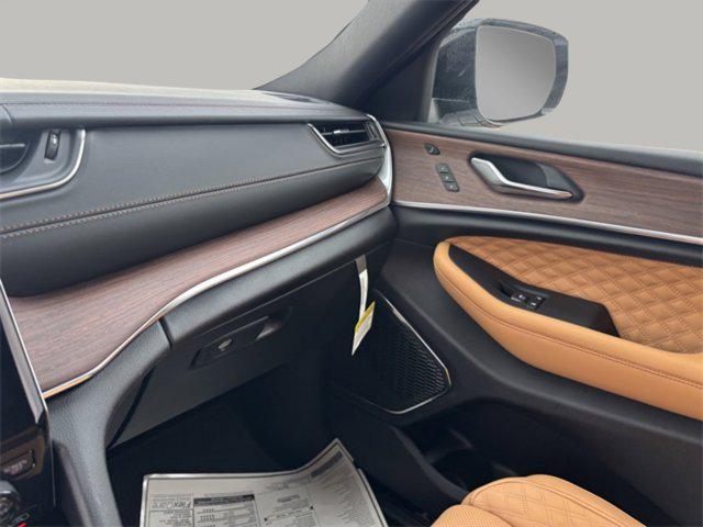 new 2025 Jeep Grand Cherokee L car, priced at $54,182