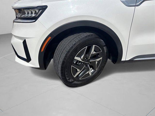 used 2023 Kia Sorento Hybrid car, priced at $21,545