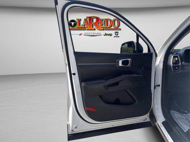 used 2023 Kia Sorento Hybrid car, priced at $21,545