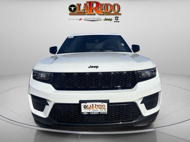 new 2025 Jeep Grand Cherokee car, priced at $37,854