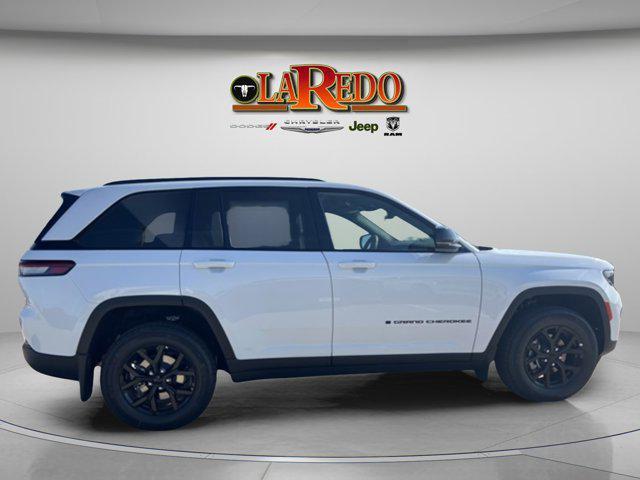 new 2025 Jeep Grand Cherokee car, priced at $37,854