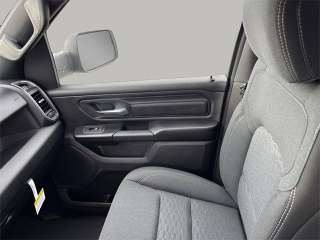 new 2025 Ram 1500 car, priced at $43,551