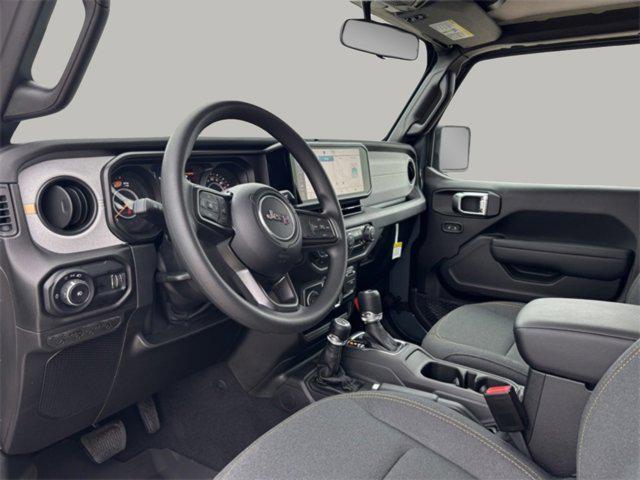 new 2025 Jeep Wrangler car, priced at $40,904