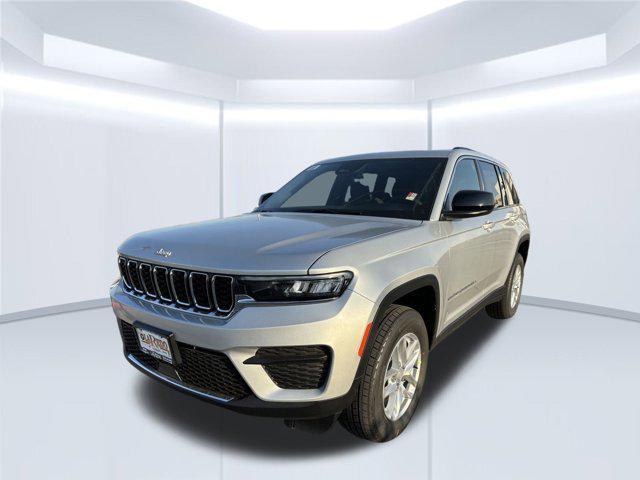 new 2025 Jeep Grand Cherokee car, priced at $34,273