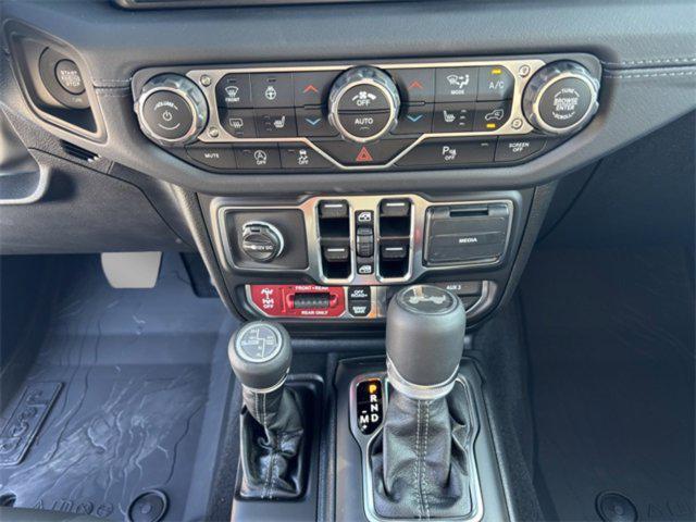 new 2025 Jeep Wrangler car, priced at $71,760