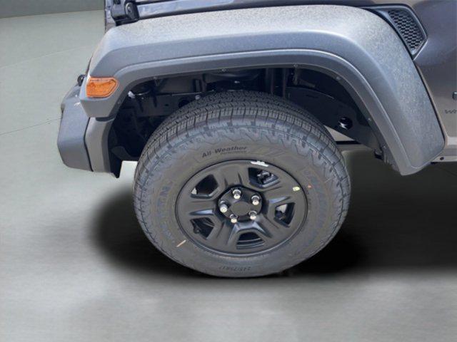 new 2025 Jeep Wrangler car, priced at $30,252
