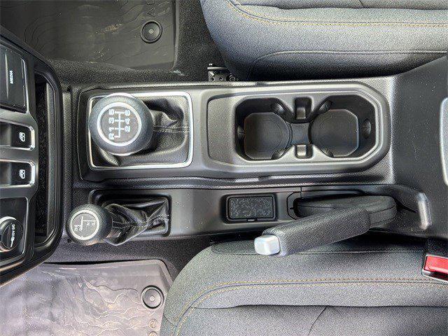 new 2025 Jeep Wrangler car, priced at $30,252