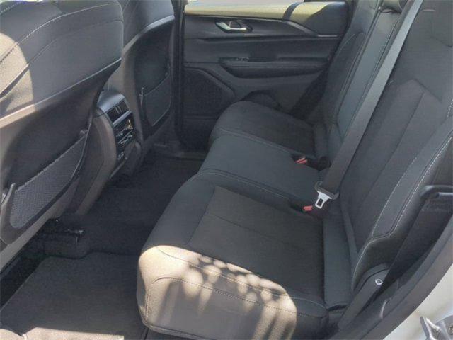 used 2025 Jeep Grand Cherokee car