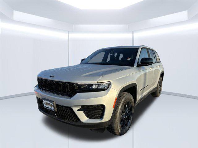 new 2025 Jeep Grand Cherokee car, priced at $39,694