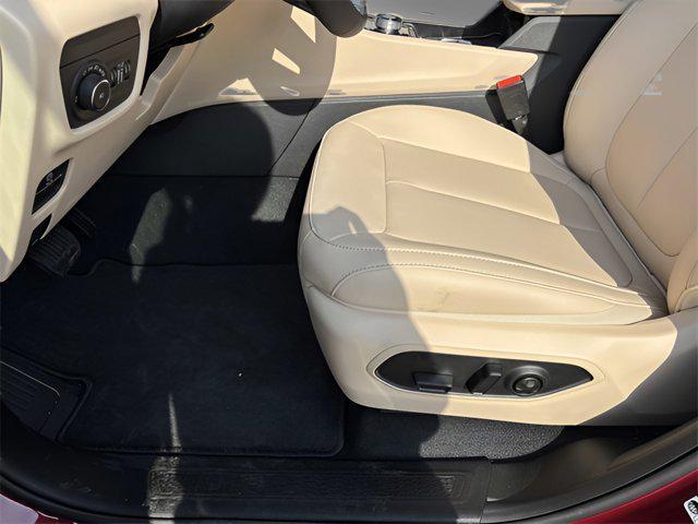 new 2025 Jeep Grand Cherokee L car, priced at $45,005