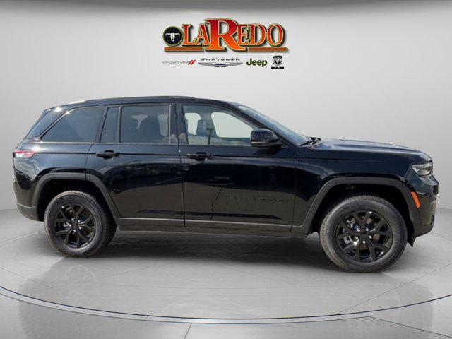 new 2025 Jeep Grand Cherokee car, priced at $38,390
