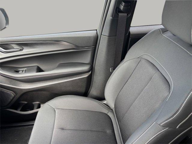 new 2025 Jeep Grand Cherokee car, priced at $34,405
