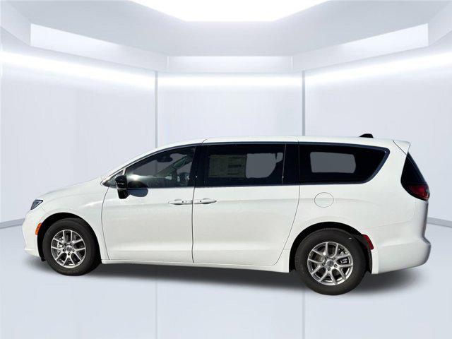 new 2025 Chrysler Pacifica car, priced at $39,821