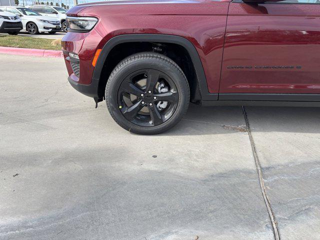 new 2025 Jeep Grand Cherokee car, priced at $44,079