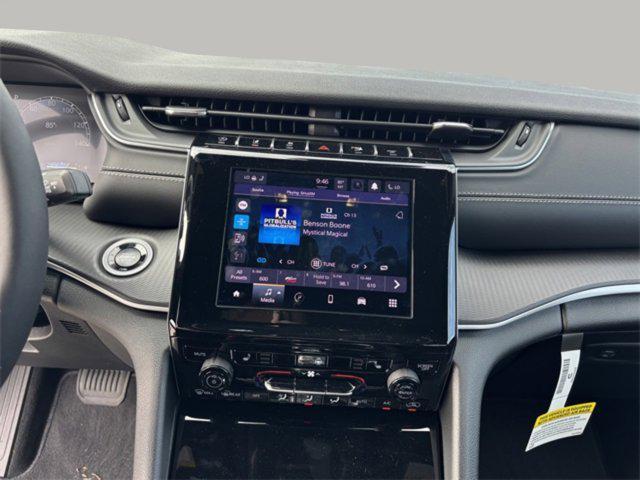 new 2025 Jeep Grand Cherokee car, priced at $36,978