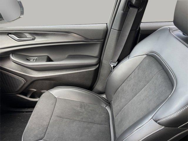 new 2025 Jeep Grand Cherokee car, priced at $36,978
