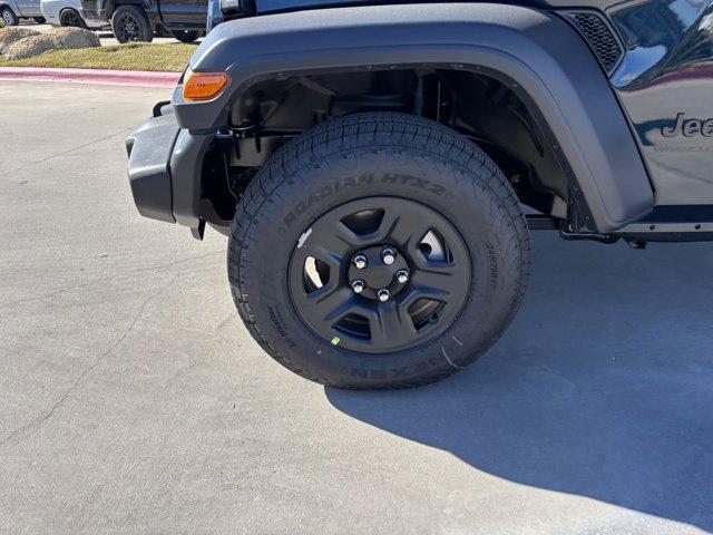 new 2025 Jeep Wrangler car, priced at $39,692