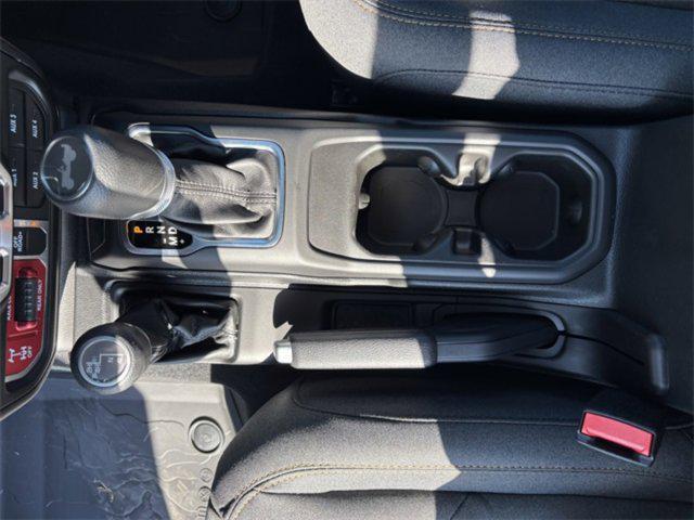 new 2025 Jeep Wrangler car, priced at $47,068