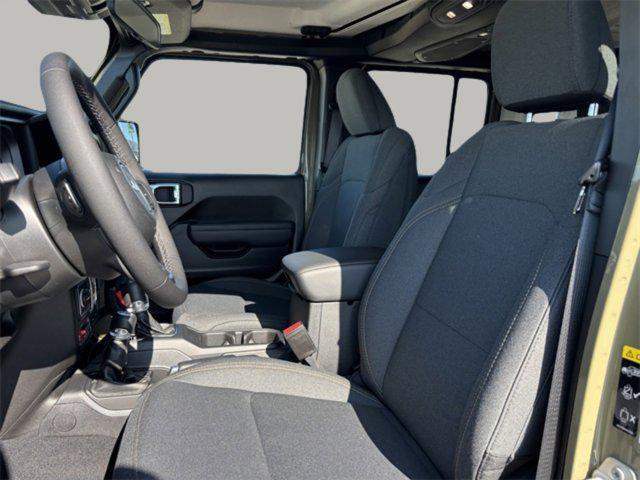 new 2025 Jeep Wrangler car, priced at $47,068