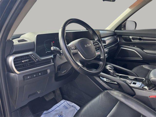 used 2024 Kia Telluride car, priced at $30,392