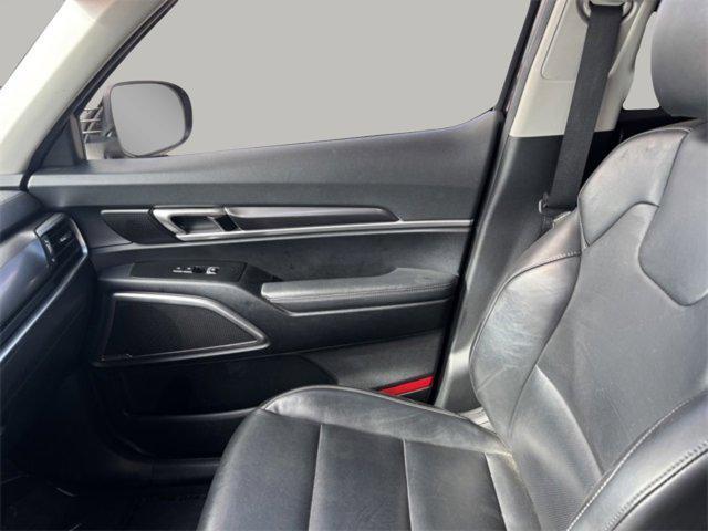 used 2024 Kia Telluride car, priced at $30,392