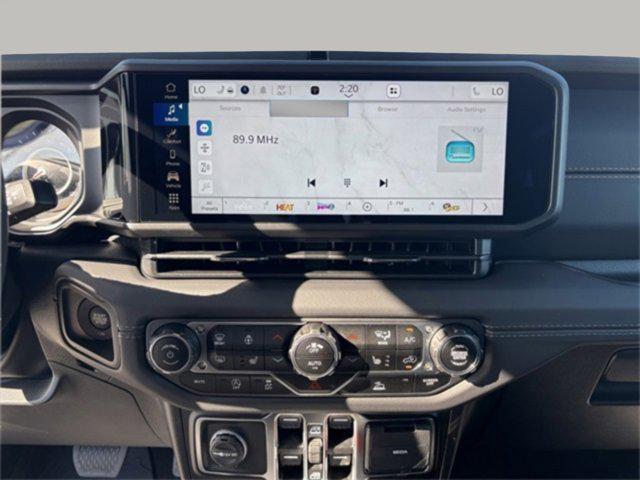 new 2025 Jeep Gladiator car, priced at $42,141
