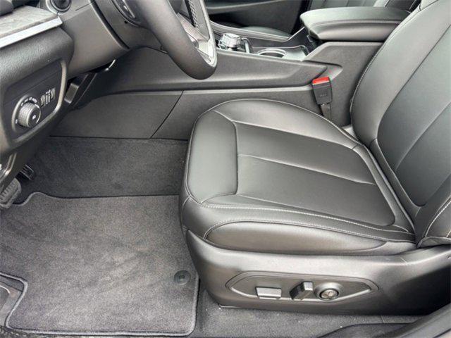 new 2025 Jeep Grand Cherokee car, priced at $40,946
