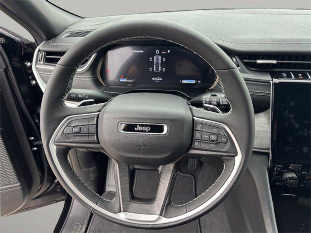 new 2025 Jeep Grand Cherokee car, priced at $40,946